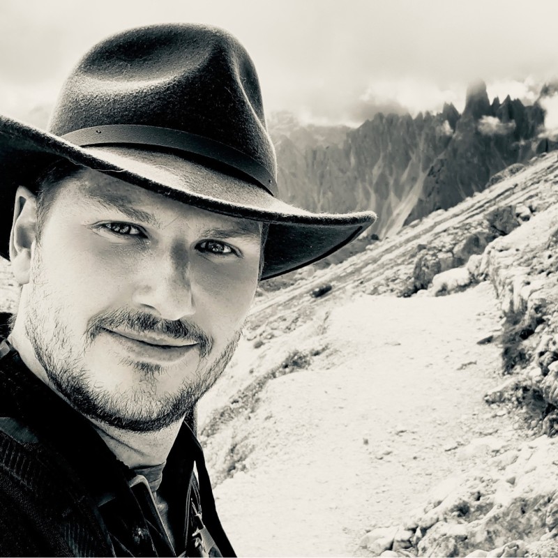 Ryan Gillum, MD
